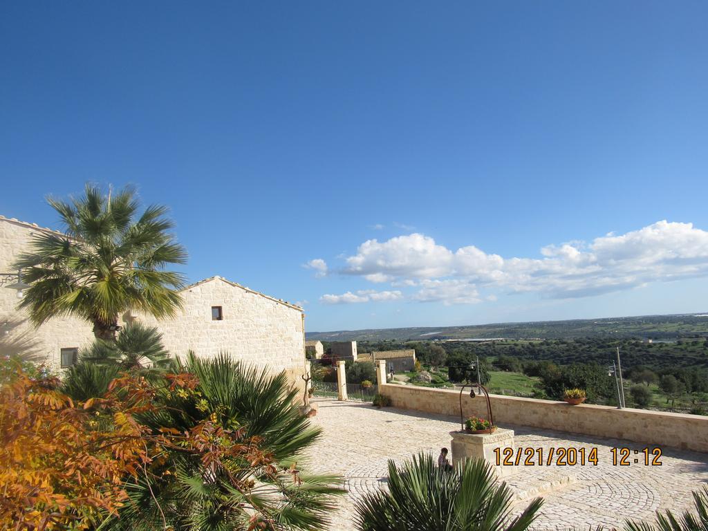 Maison d'hôtes Silva Suri à Marina di Ragusa Extérieur photo