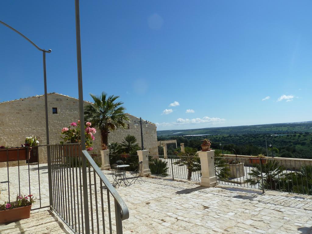 Maison d'hôtes Silva Suri à Marina di Ragusa Extérieur photo