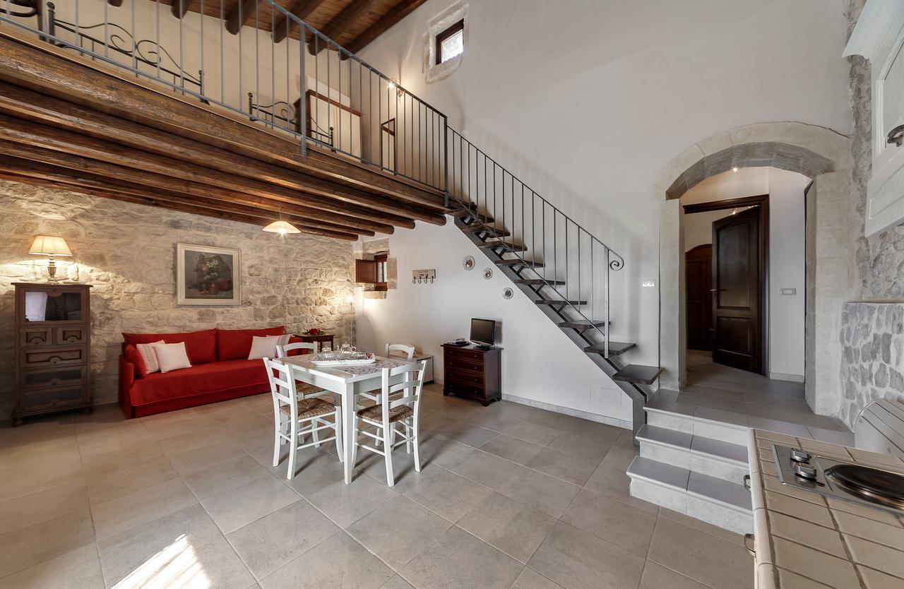 Maison d'hôtes Silva Suri à Marina di Ragusa Extérieur photo