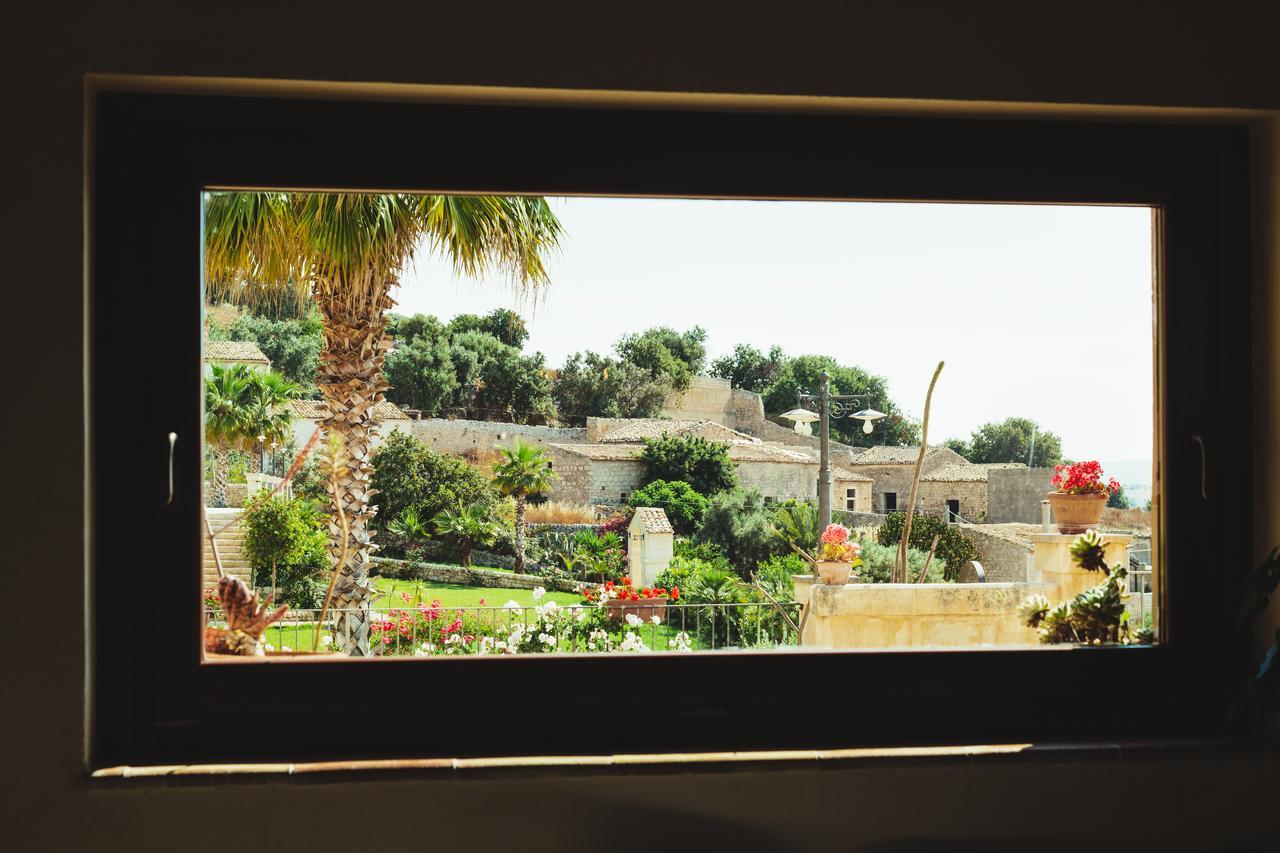 Maison d'hôtes Silva Suri à Marina di Ragusa Extérieur photo