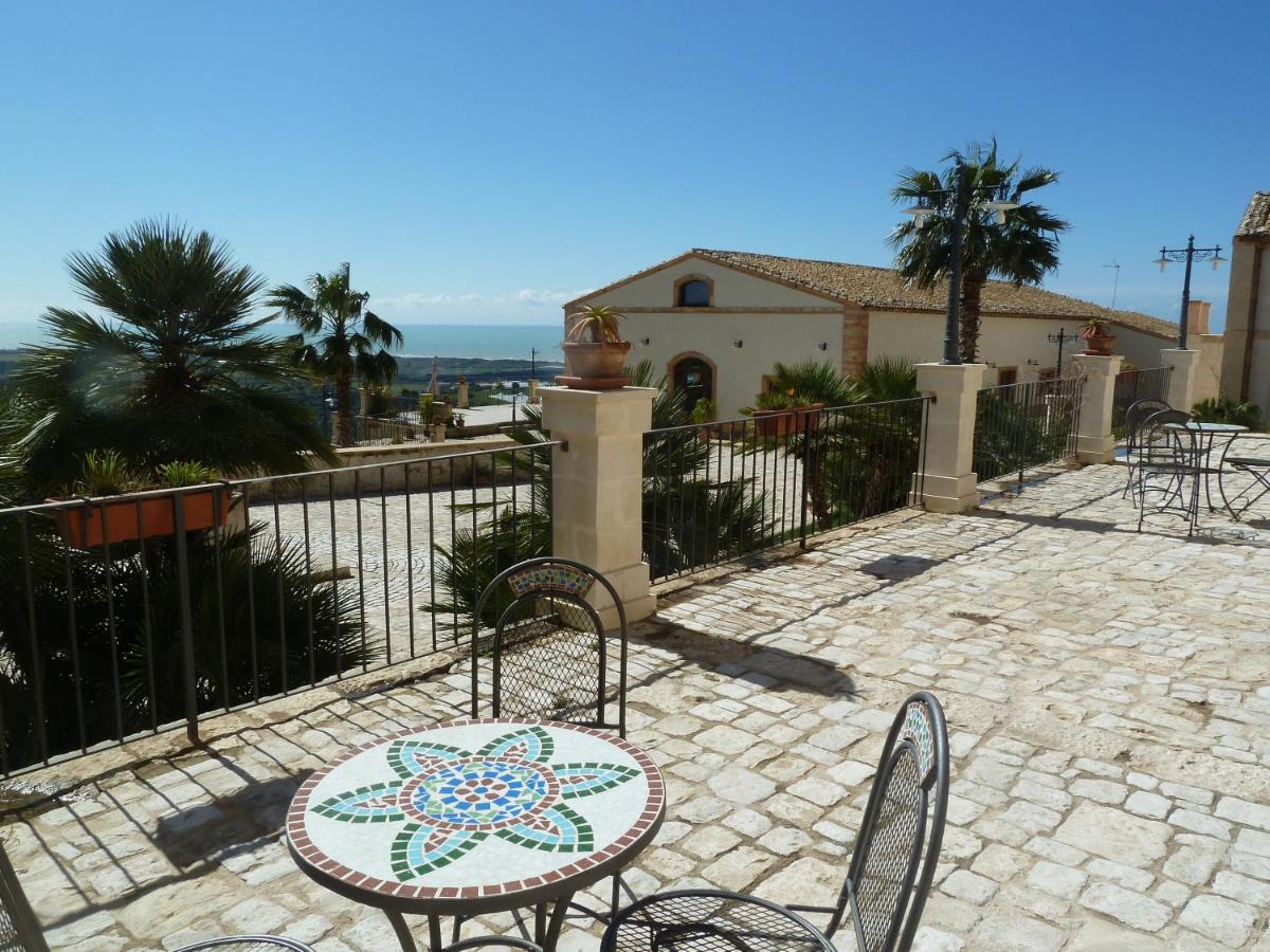 Maison d'hôtes Silva Suri à Marina di Ragusa Extérieur photo